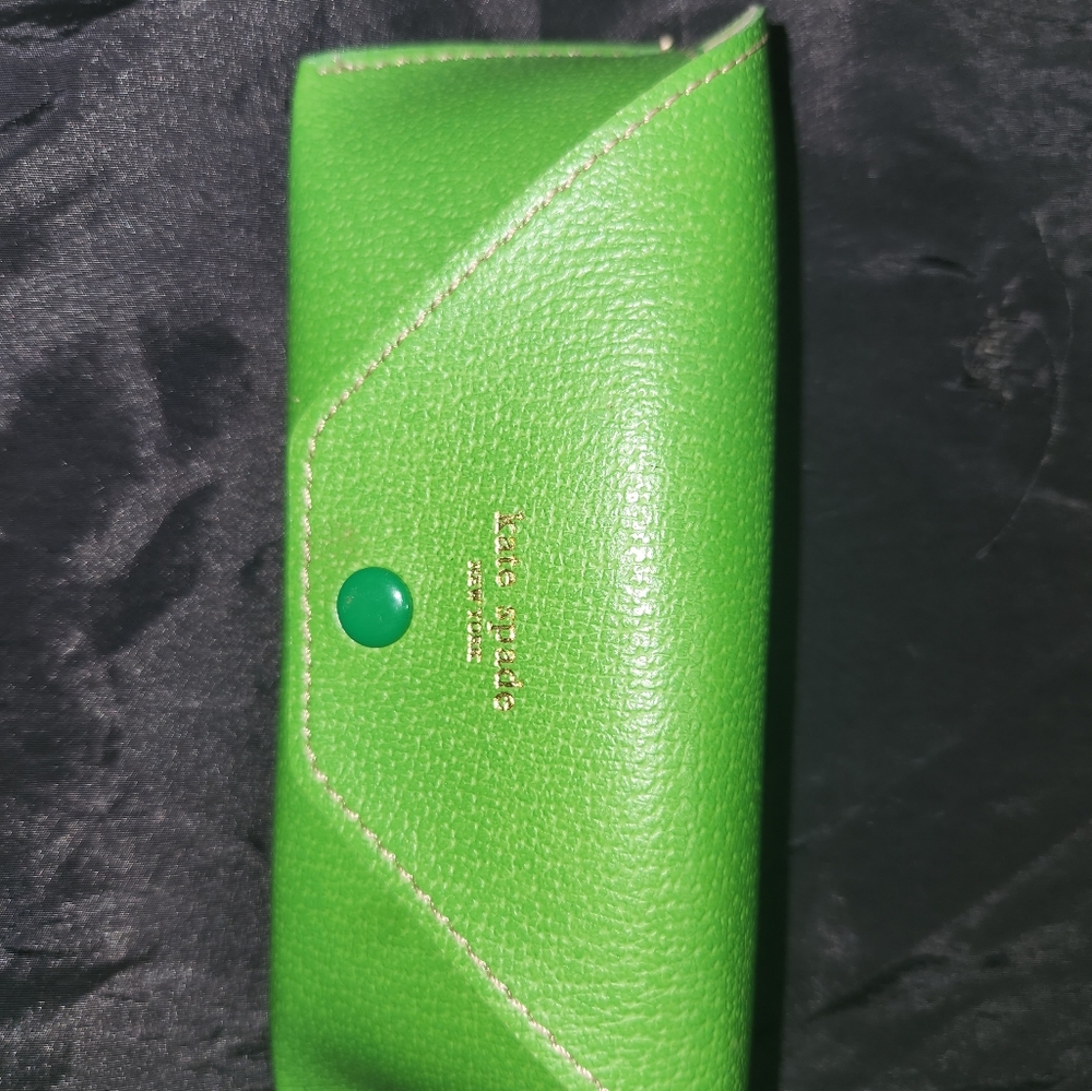 Kate Spade Case - Picture 3 of 5